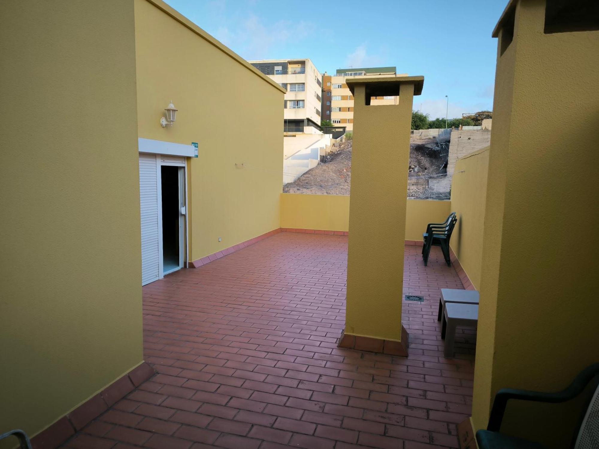 Beis House * Las Palmas